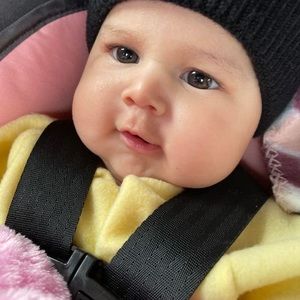 Meet your Posher, Emily